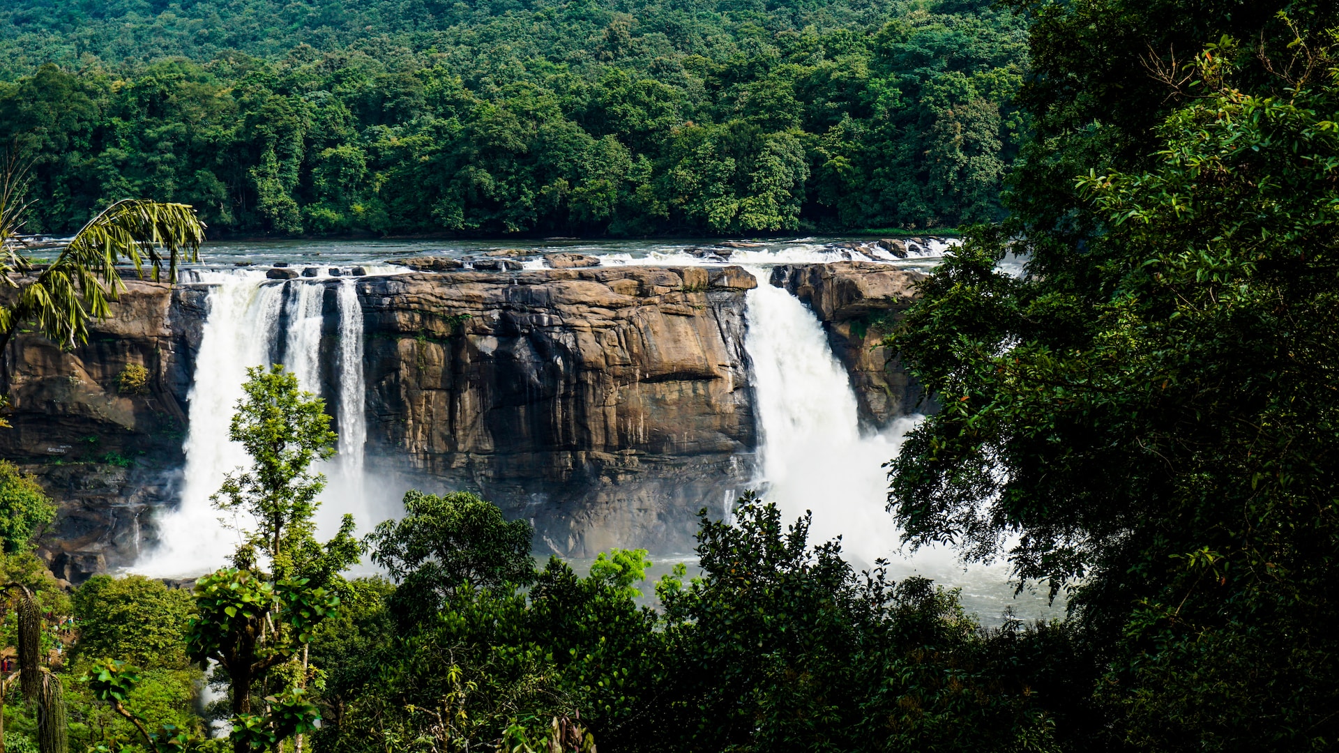 famous waterfalls in india